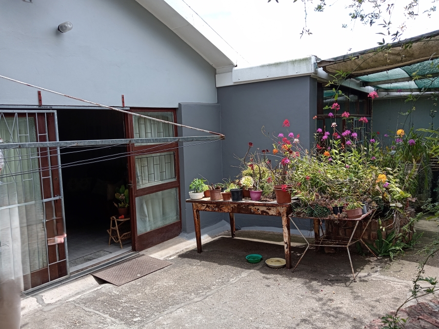 4 Bedroom Property for Sale in Van Riebeeck Hoogte Eastern Cape